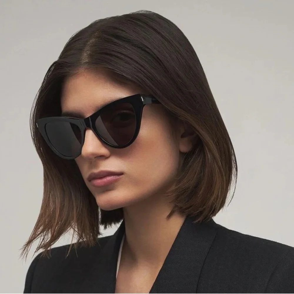 💯- New Authentic Yves Saint Laurent SL-425-001-54 54mm New Sunglasses - Picture 6 of 14